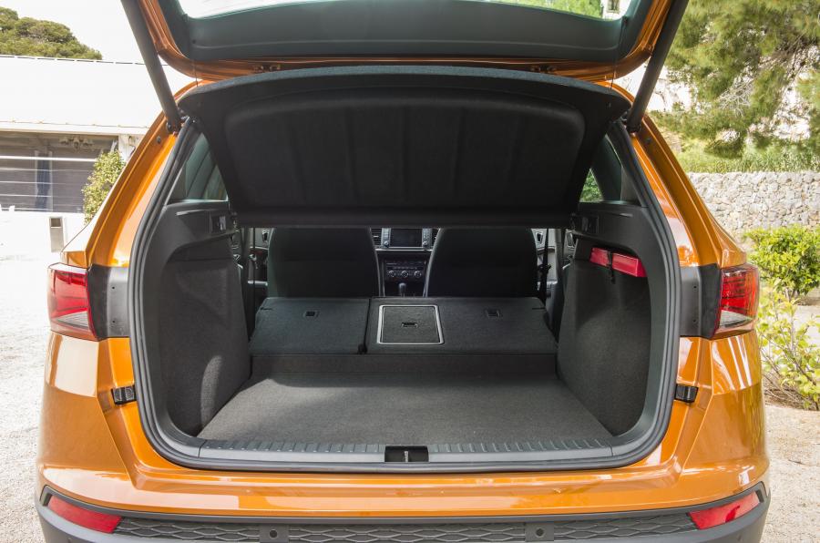 Багажник Seat Ateca 2016 года  (фото 34 из 47)